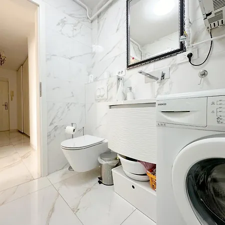 아파트 Apartman Ana